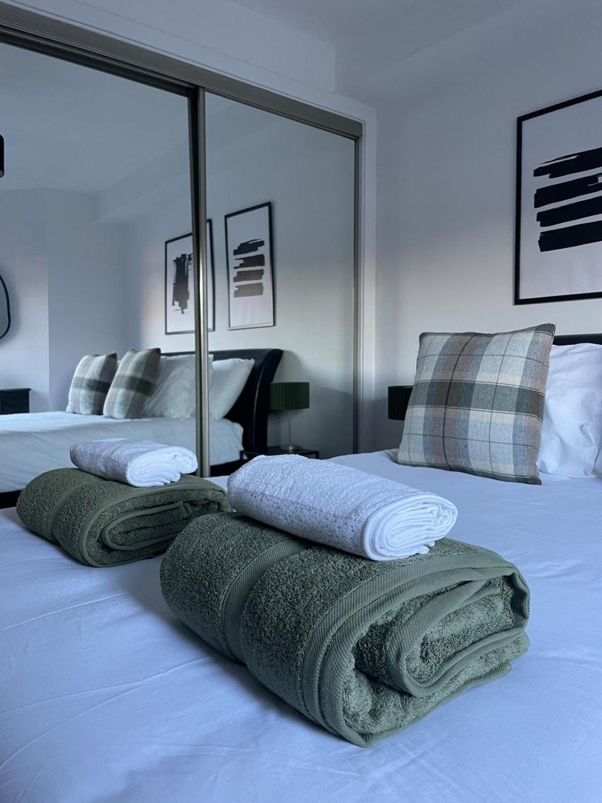 5 Roslin Place Apartment *